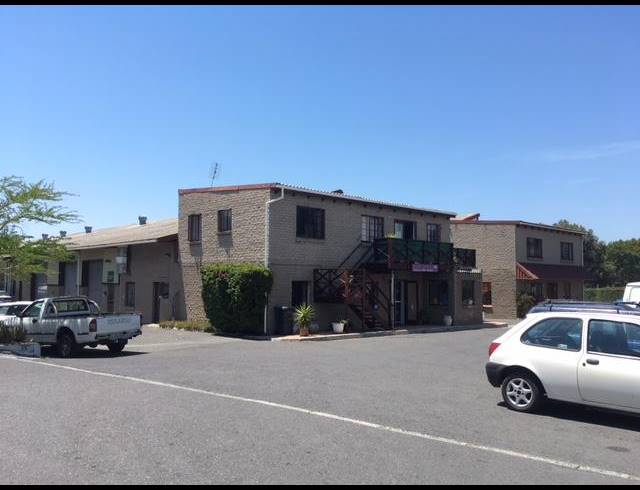 892M² FACTORY RENTED IN DIEP RIVER
